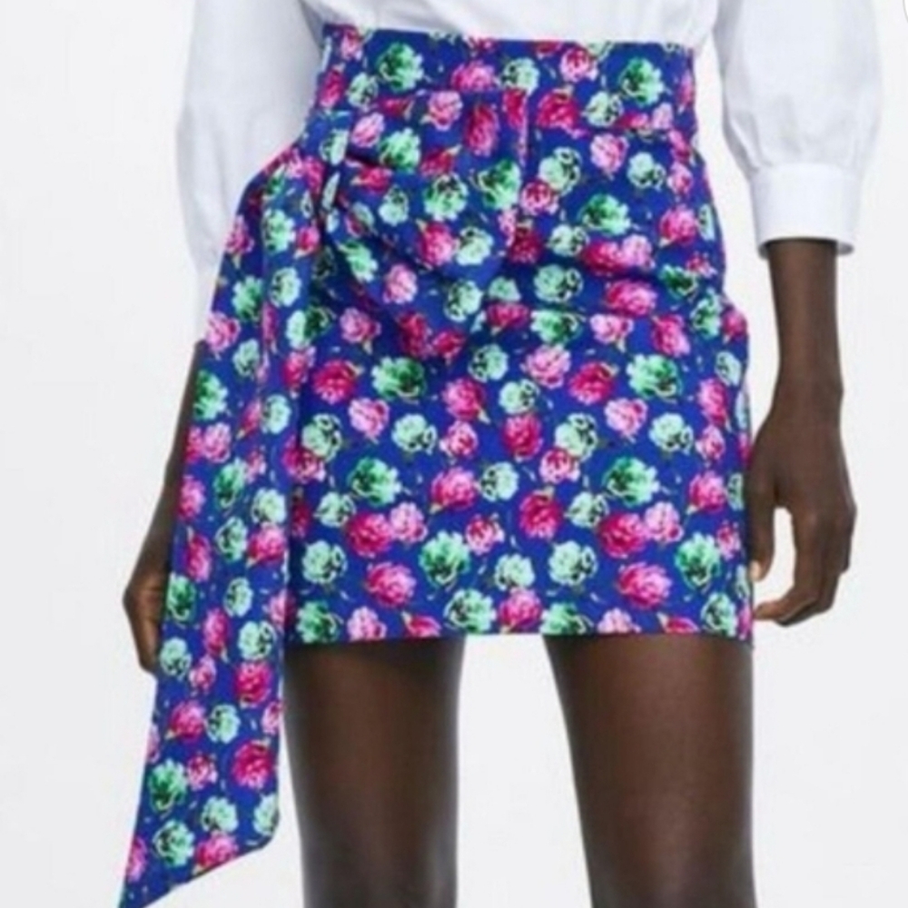 NWT WOMEN'S ZARA FLORAL MINI MULTICOLORED SKIRT WITH BOW SZ M $70 BLUE PINK